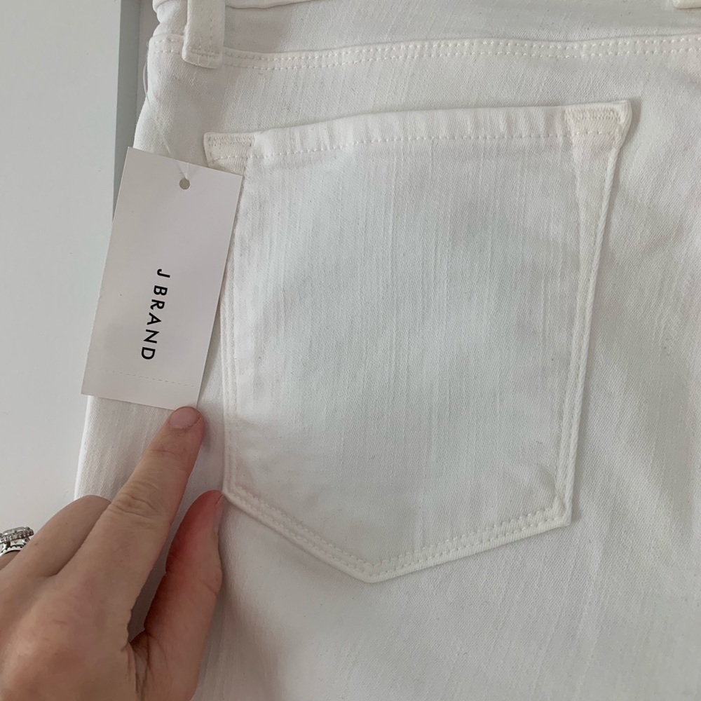 Jbrand white stretch jeans NWT